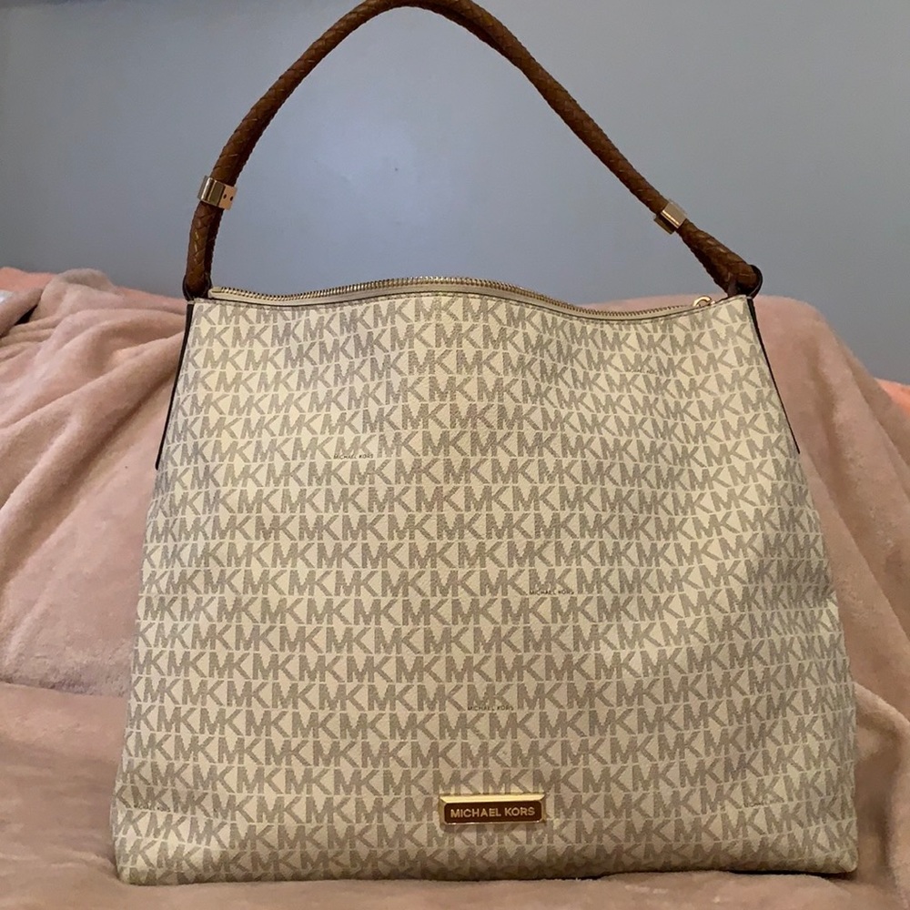 Michael Kors Shoulder Bag